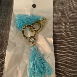 Teal tassel with gold and Diamond accent